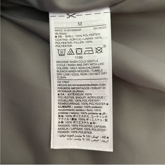 Old Navy Vest Gray Quilted Women’s Size Medium - Picture 7 of 10